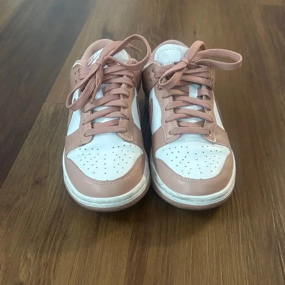 Nike Women's Blush and White Sneakers - Picture 2 of 4